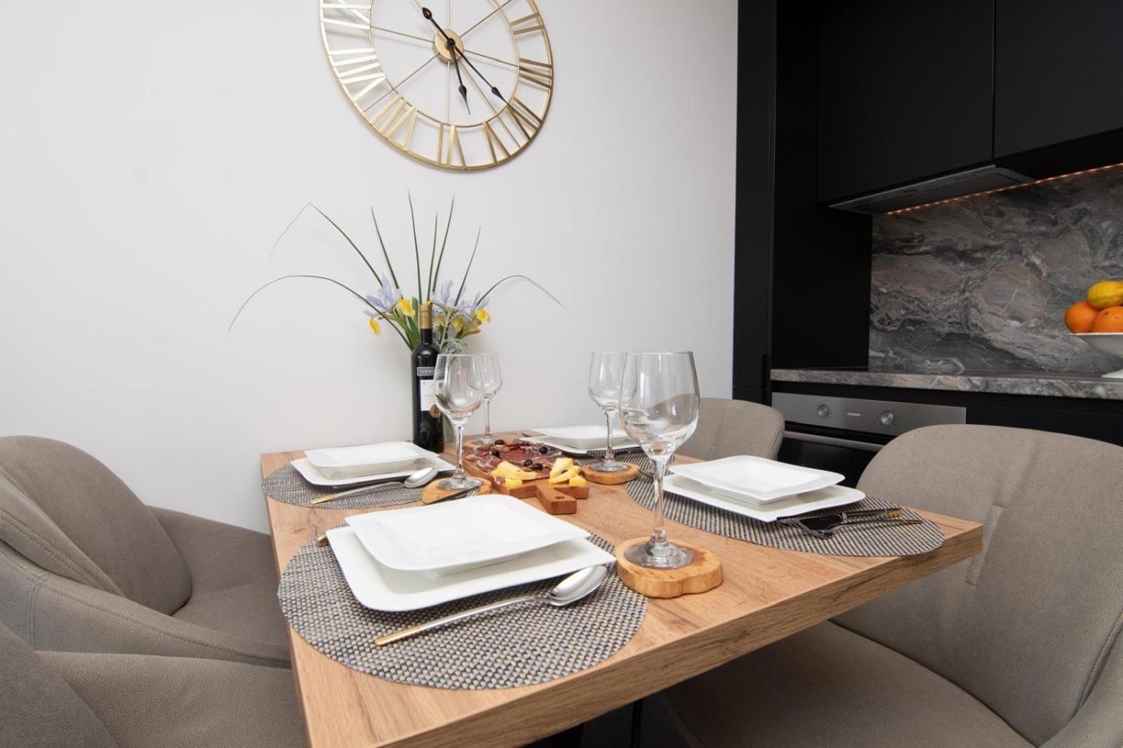Studio Apartman Apollonia 锡尼 外观 照片